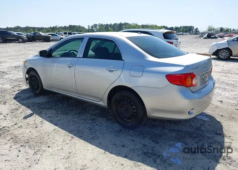 2010 Toyota Corolla Le z USA, uszkodzony, nr VIN 2T1BU4EE4AC479944